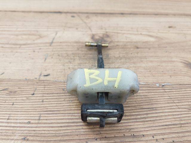 bontott SUZUKI ALTO Bal hátsó Ajtóhatároló