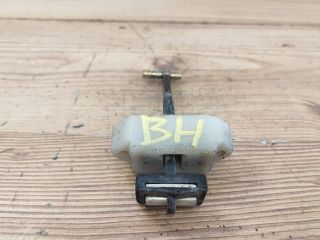 bontott SUZUKI ALTO Bal hátsó Ajtóhatároló