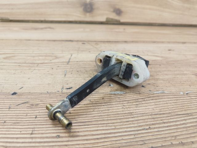 bontott SUZUKI ALTO Bal hátsó Ajtóhatároló