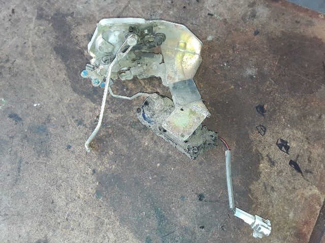 bontott SUZUKI ALTO Bal hátsó Ajtózár