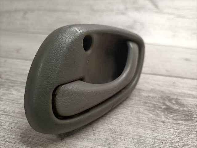 bontott SUZUKI ALTO Bal hátsó Belső Kilincs