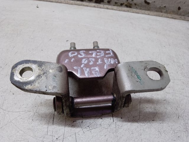 bontott SUZUKI ALTO Bal hátsó Felső Zsanér