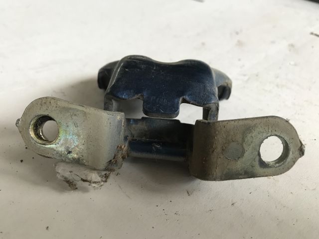 bontott SUZUKI ALTO Bal hátsó Felső Zsanér