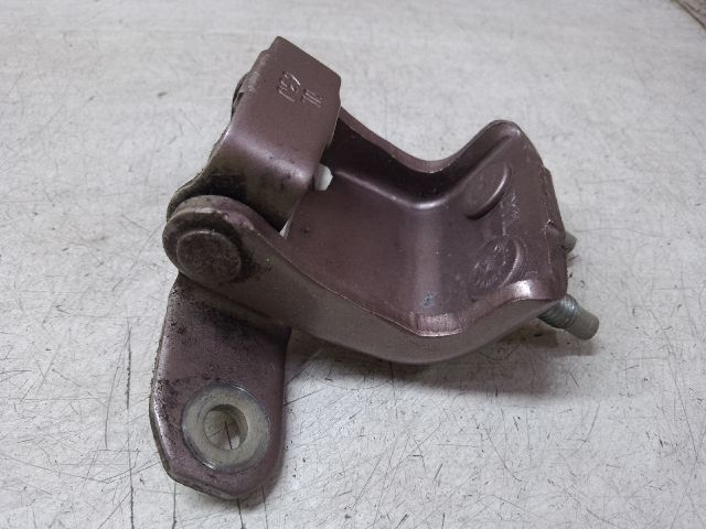 bontott SUZUKI ALTO Bal hátsó Felső Zsanér