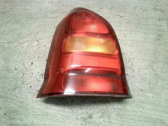 bontott SUZUKI ALTO Bal Hátsó Lámpa