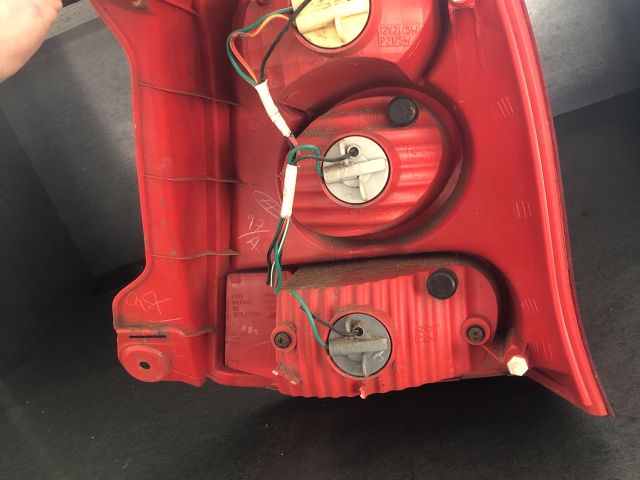 bontott SUZUKI ALTO Bal Hátsó Lámpa