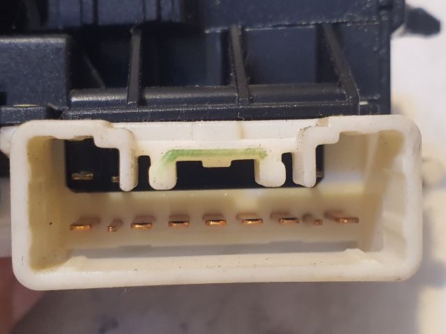 bontott SUZUKI ALTO Bal Kormánykapcsoló Irányjelző