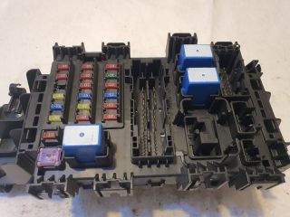 bontott SUZUKI ALTO Biztosítéktábla Utastér