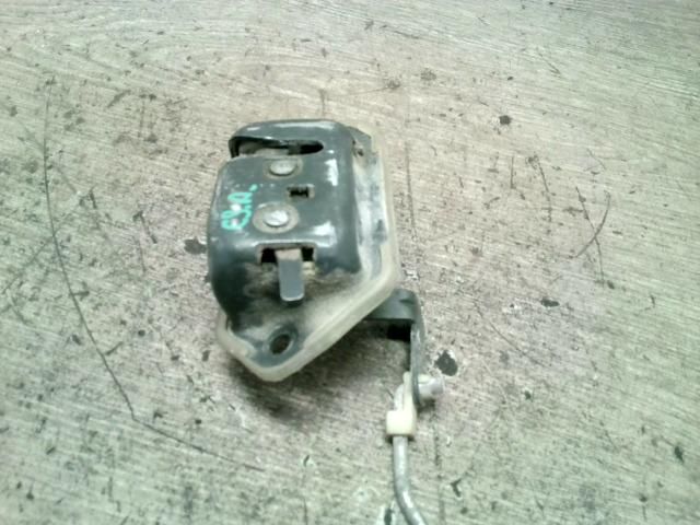 bontott SUZUKI ALTO Csomagtérajtó Zárszerkezet