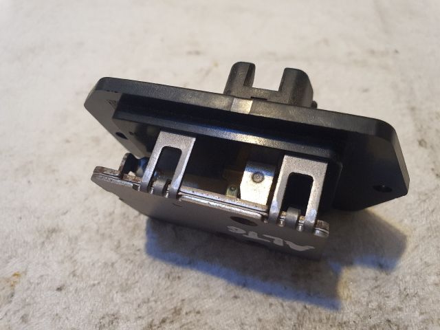 bontott SUZUKI ALTO Előtét Ellenállás Fűtőmotor