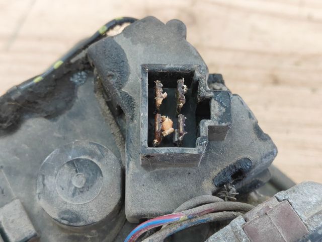 bontott SUZUKI ALTO Első Ablaktörlő Motor