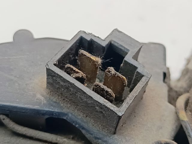 bontott SUZUKI ALTO Első Ablaktörlő Motor