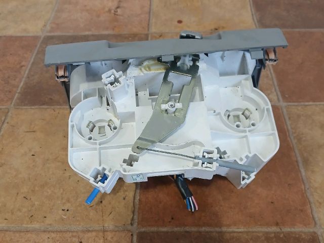 bontott SUZUKI ALTO Fűtéskapcsoló (manuális klímás)