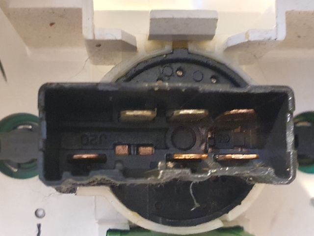 bontott SUZUKI ALTO Fűtéskapcsoló (Nem klímás)