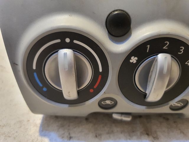 bontott SUZUKI ALTO Fűtéskapcsoló (Nem klímás)