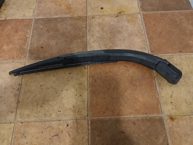 bontott SUZUKI ALTO Hátsó Ablaktörlő Kar