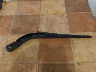 bontott SUZUKI ALTO Hátsó Ablaktörlő Kar