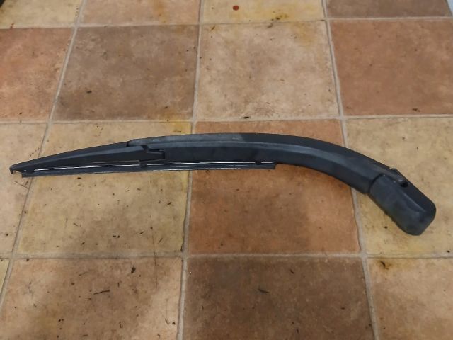 bontott SUZUKI ALTO Hátsó Ablaktörlő Kar