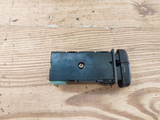 bontott SUZUKI ALTO Hátsó Ködzárófény Kapcsoló