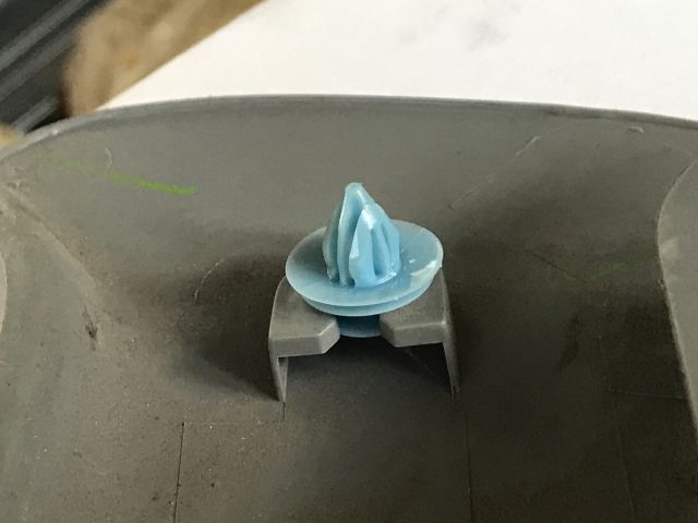 bontott SUZUKI ALTO Jobb B Oszlop Burkolat