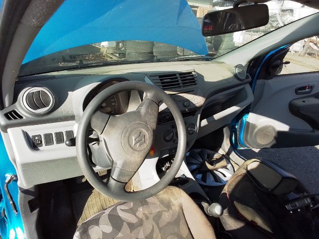 bontott SUZUKI ALTO Jobb első Ablakemelő Kapcsoló