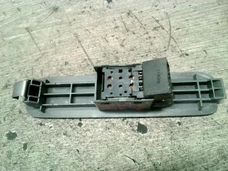 bontott SUZUKI ALTO Jobb első Ablakemelő Kapcsoló