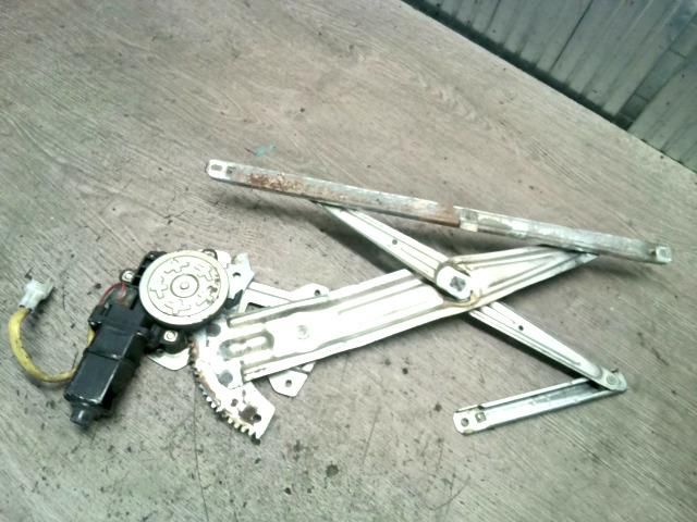 bontott SUZUKI ALTO Jobb első Ablakemelő Szerkezet (Elektromos)