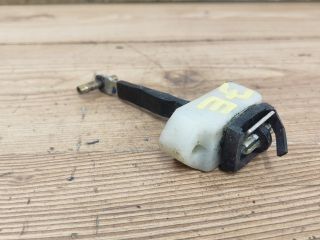 bontott SUZUKI ALTO Jobb első Ajtóhatároló