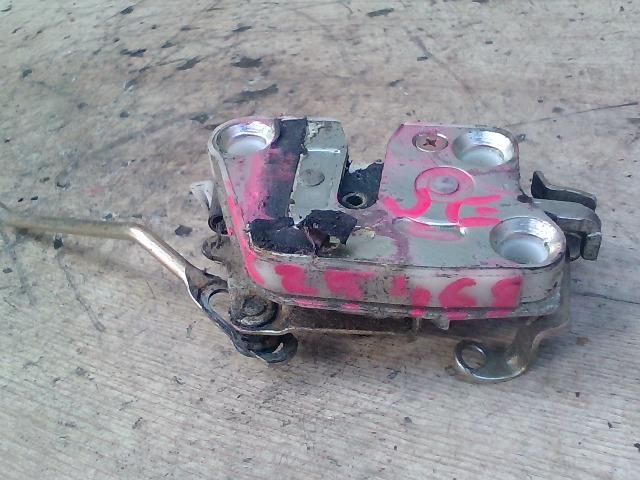 bontott SUZUKI ALTO Jobb első Ajtózár