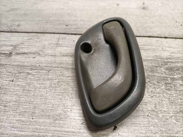 bontott SUZUKI ALTO Jobb első Belső Kilincs