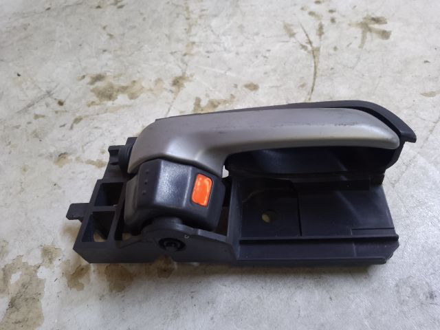 bontott SUZUKI ALTO Jobb első Belső Kilincs