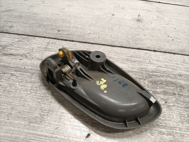 bontott SUZUKI ALTO Jobb első Belső Kilincs