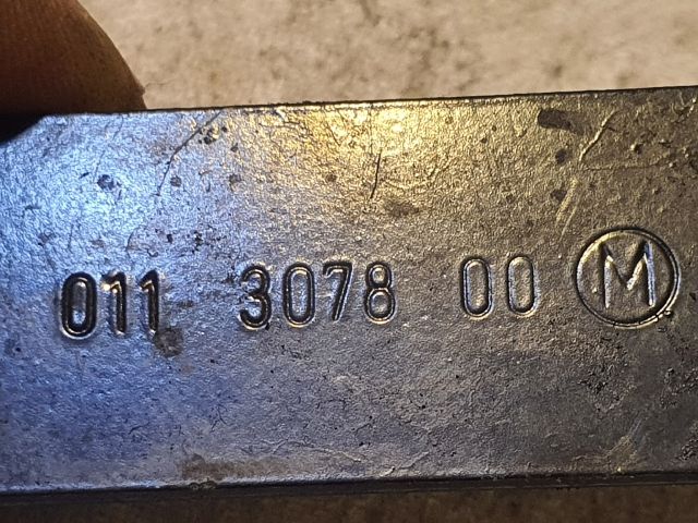 bontott SUZUKI ALTO Jobb első Biztonsági Öv Csat