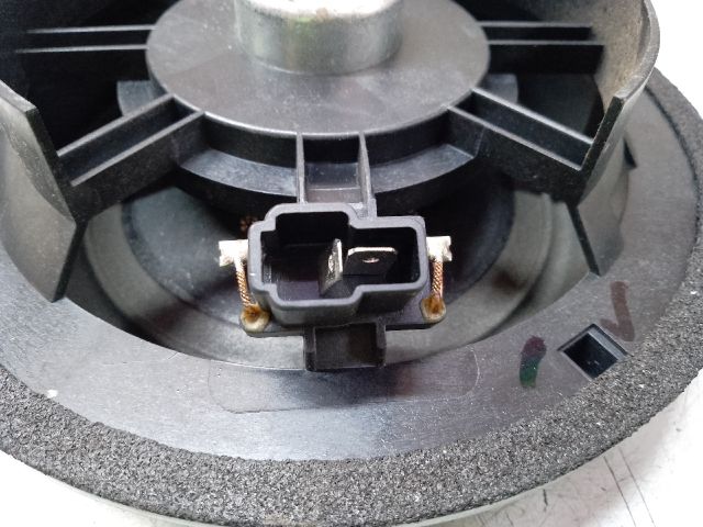 bontott SUZUKI ALTO Jobb első Hangszóró