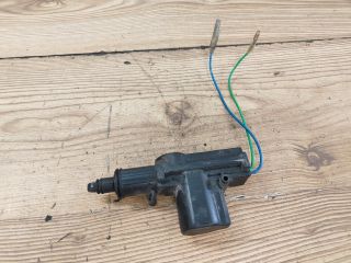 bontott SUZUKI ALTO Jobb első Központizár Motor