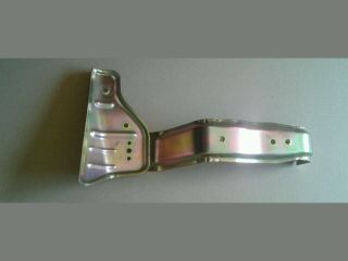 bontott SUZUKI ALTO Jobb első Lökhárító Merevítő Tartó (Fém)