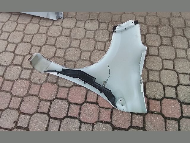 bontott SUZUKI ALTO Jobb első Sárvédő