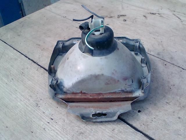 bontott SUZUKI ALTO Jobb Fényszóró