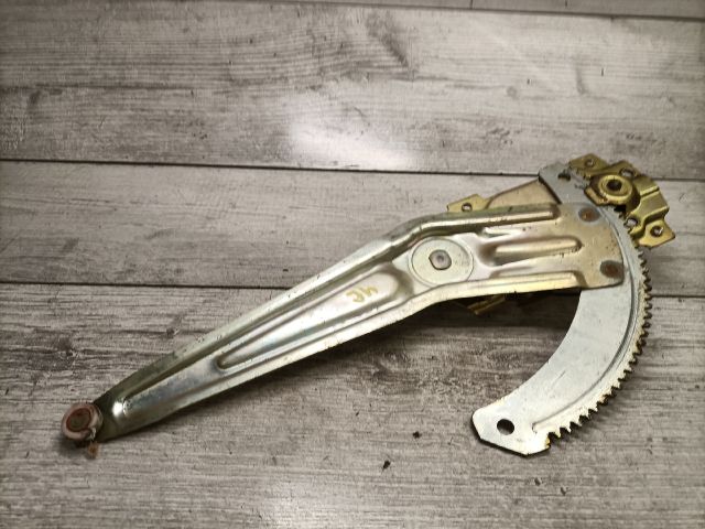 bontott SUZUKI ALTO Jobb hátsó Ablakemelő Szerkezet (Mechanikus)