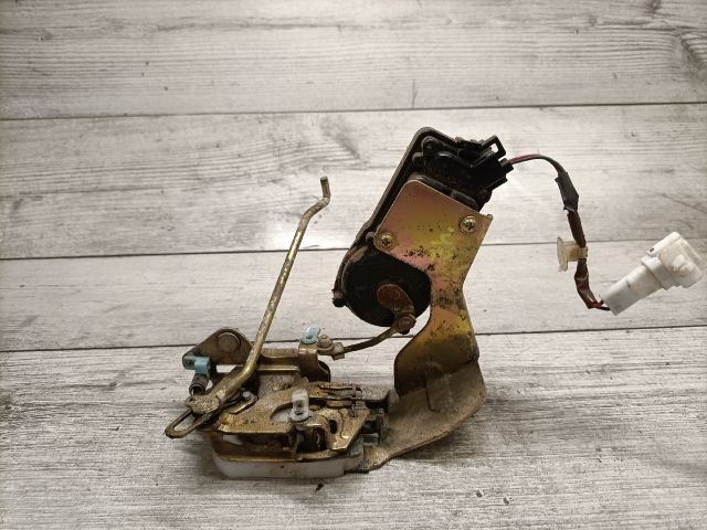 bontott SUZUKI ALTO Jobb hátsó Ajtózár