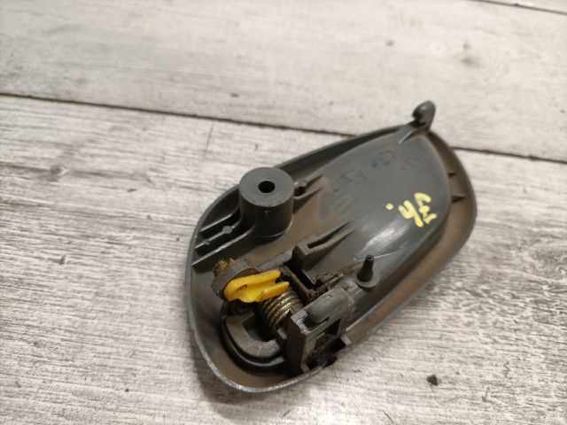 bontott SUZUKI ALTO Jobb hátsó Belső Kilincs