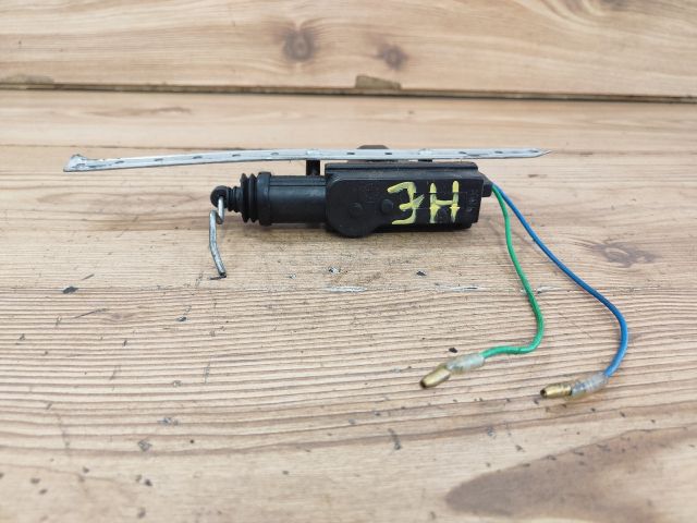 bontott SUZUKI ALTO Jobb hátsó Központizár Motor