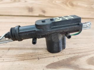 bontott SUZUKI ALTO Jobb hátsó Központizár Motor