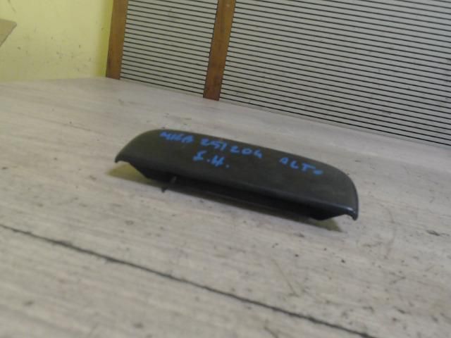 bontott SUZUKI ALTO Jobb hátsó Külső Kilincs