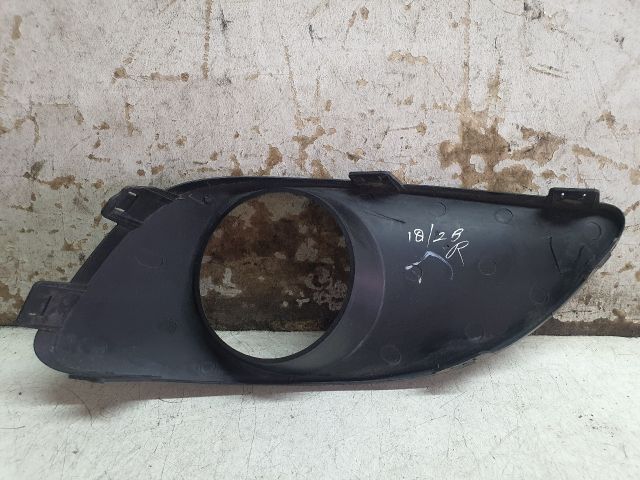 bontott SUZUKI ALTO Jobb Ködlámpa Rács