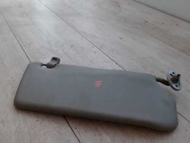 bontott SUZUKI ALTO Jobb Napellenző