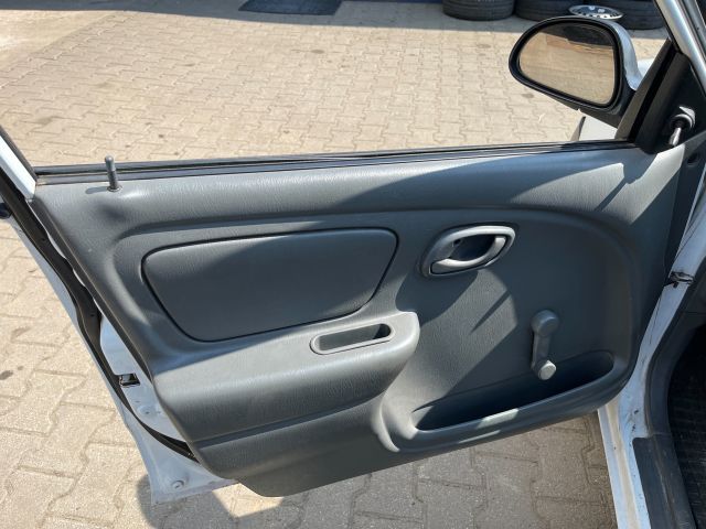 bontott SUZUKI ALTO Jobb Napellenző