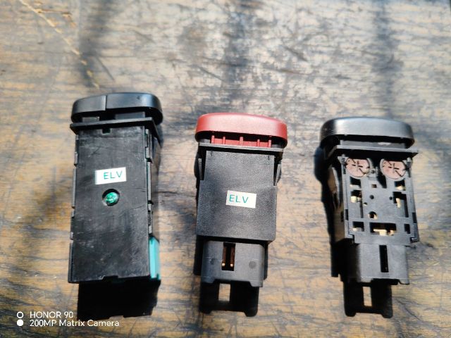 bontott SUZUKI ALTO Kapcsoló (Magában)