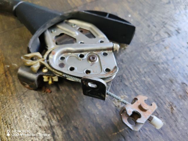 bontott SUZUKI ALTO Kézifék Kar