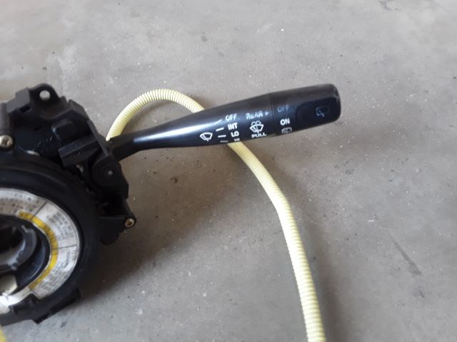 bontott SUZUKI ALTO Komplett Kormánykapcsoló (Bajuszkapcsoló)